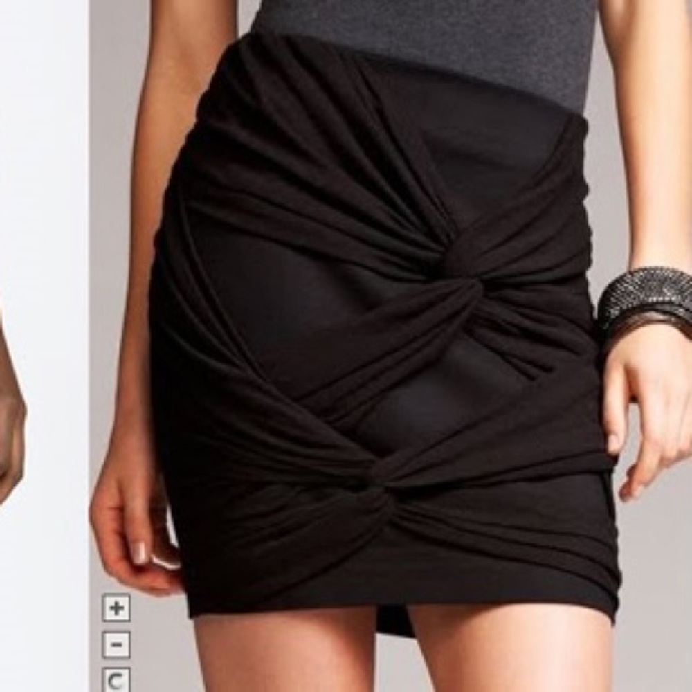 Express knotted mesh mini skirt